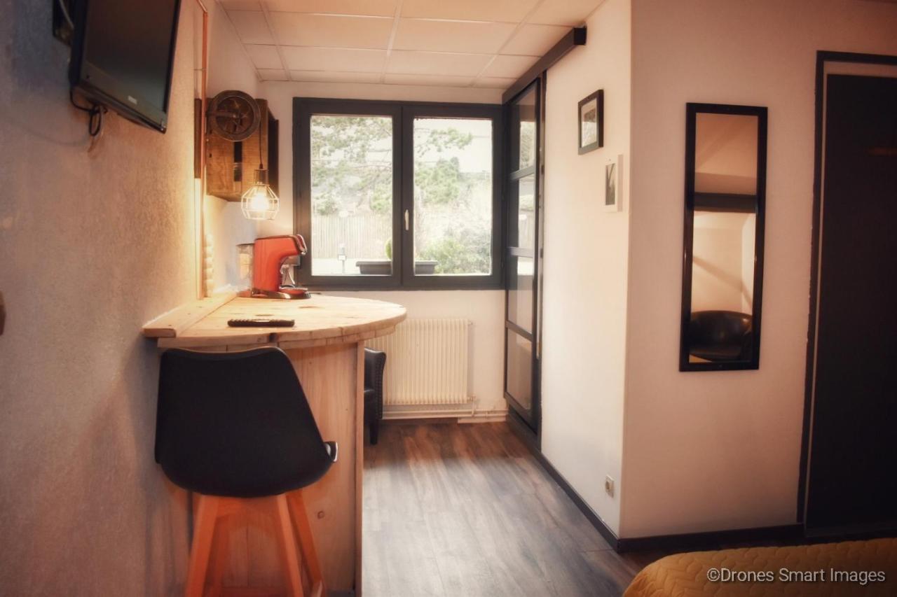 L'Eolienne Hotel Rouxmesnil-Bouteilles Luaran gambar